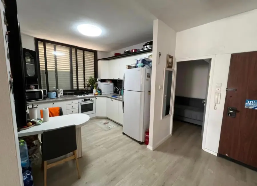 למכירה 3.5 חדרים ברחוב קיטרוני 26