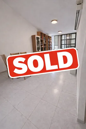 למכירה 3 חדרים סיתוונית 13 פ"ת כפר גנים א כולל חנייה ומעלית פינוי בינוי מתקדם