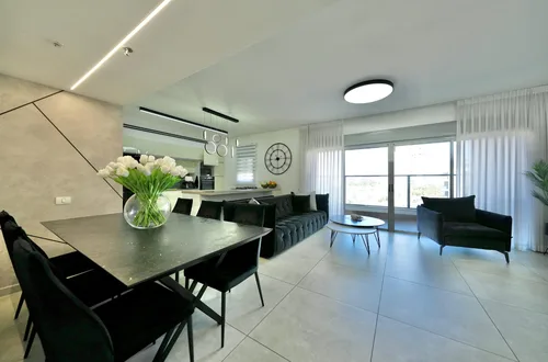 למכירה דירה 5 חדרים בגני תקווה משודרגת, בית חכם